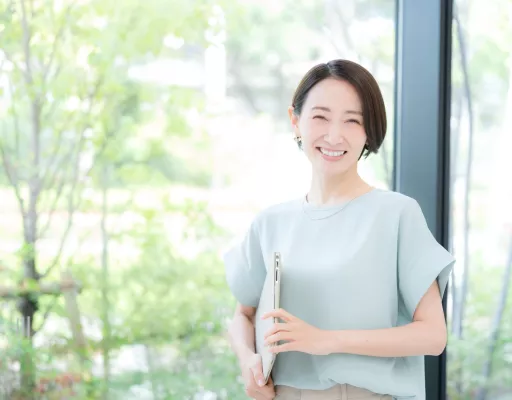 woman smiling at the camera