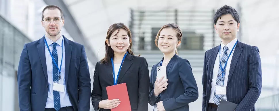 製薬業界への転職！給与は高い？将来性やおすすめの職種について紹介